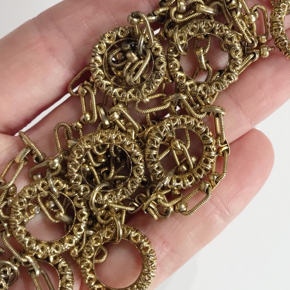 Edwardian Embellished Gold Tone Chain With Filigree Cutout Ring Opera Length 54" - Picture 13 of 14